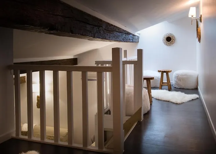 Apartment Entre Pierres Et Soleil - Vue Cite